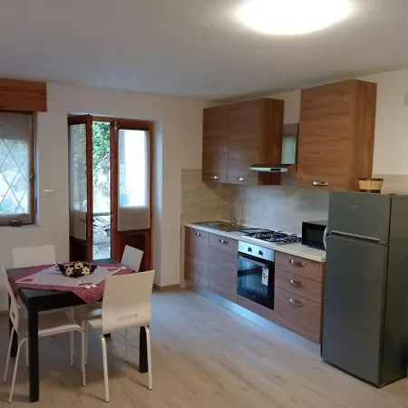 Maison Loren Pila * Cerise